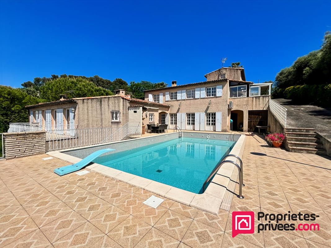 Propriété de charme avec vue imprenable sur Saint-Paul-de-Vence