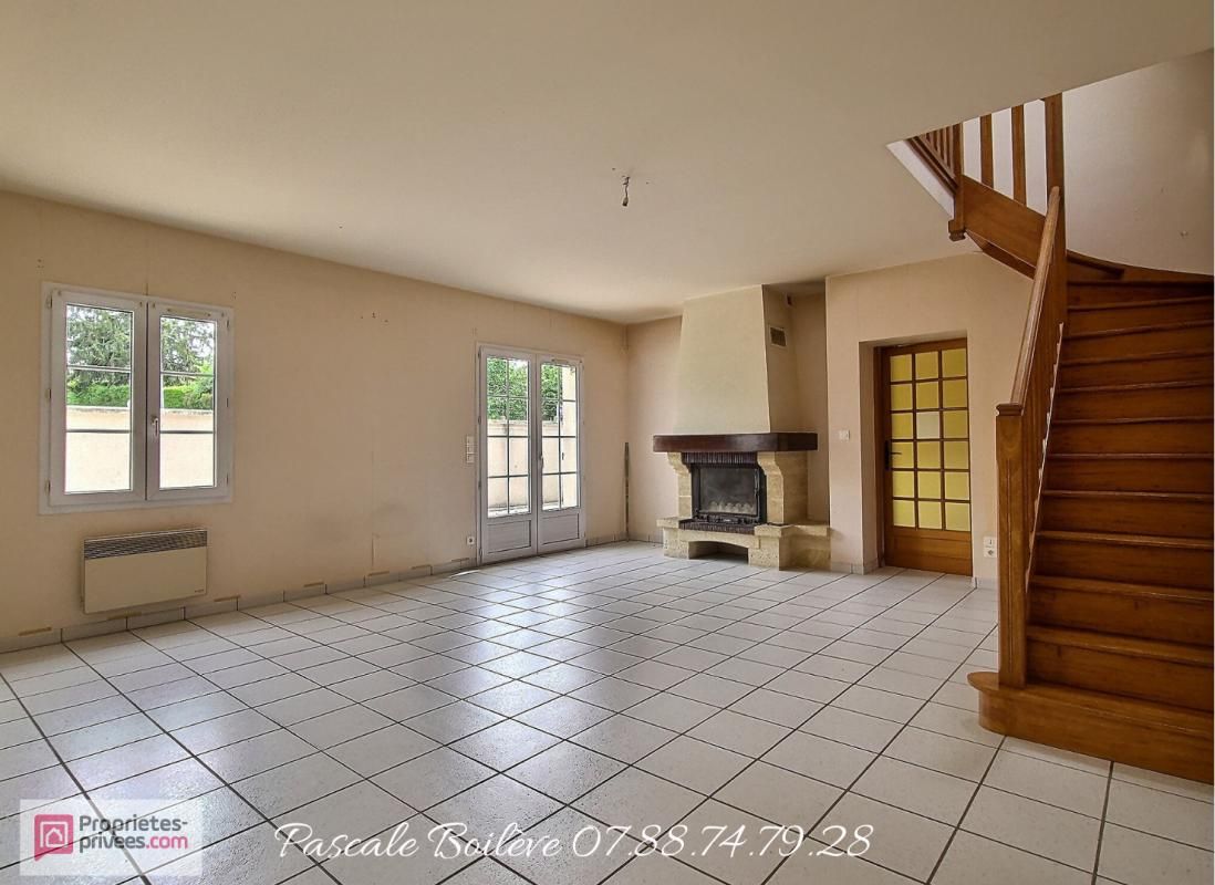 Maison proche commodités et école - VERNOIL LE FOURRIER (49390)