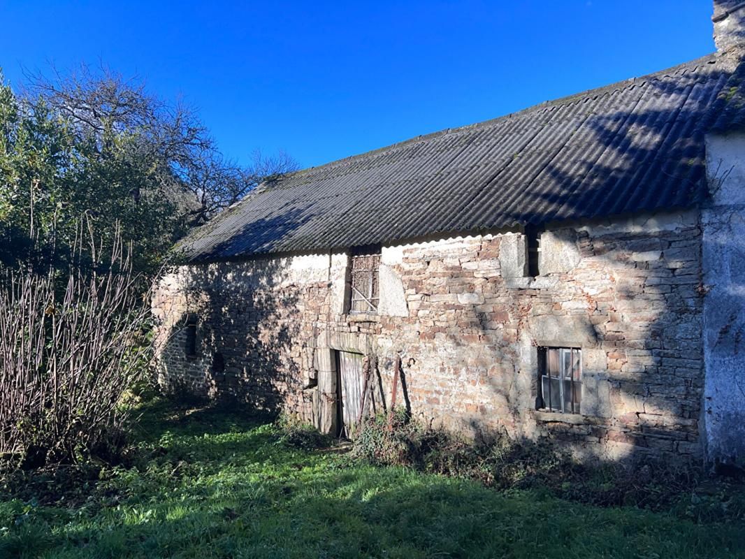 Bâtisse en pierre à rénover - Vannes - 84 m2