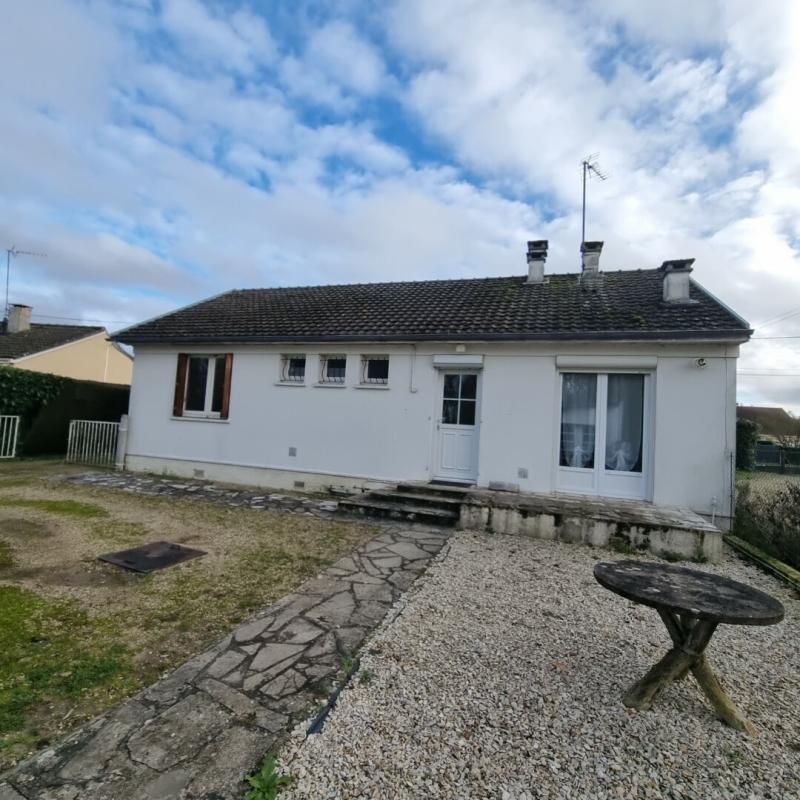 Maison 2 chambres, terrain et bois