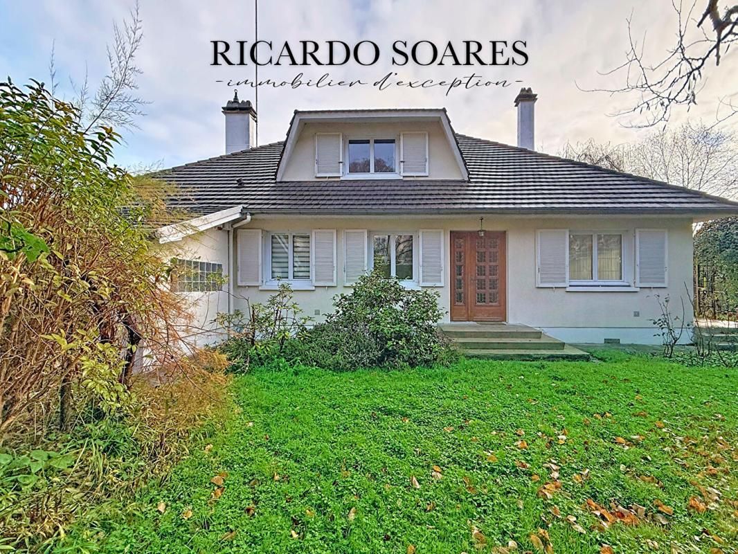 60700 PONT-SAINTE-MAXENCE / MAISON FAMILIALE 178 m² / 6 CHAMBRES / VIVABLE DE PLAIN-PIED / TERRAIN 1401 m²