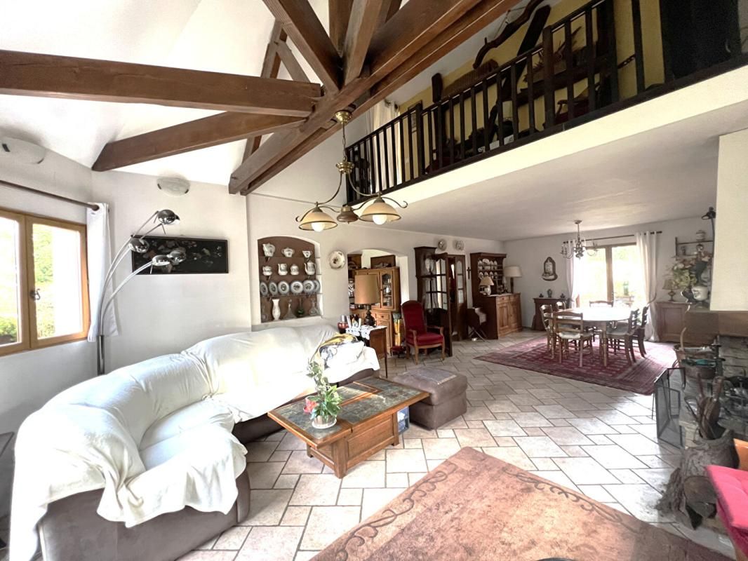 Maison à Thoiry 6p 4ch - Avec Studio duplex indépendant