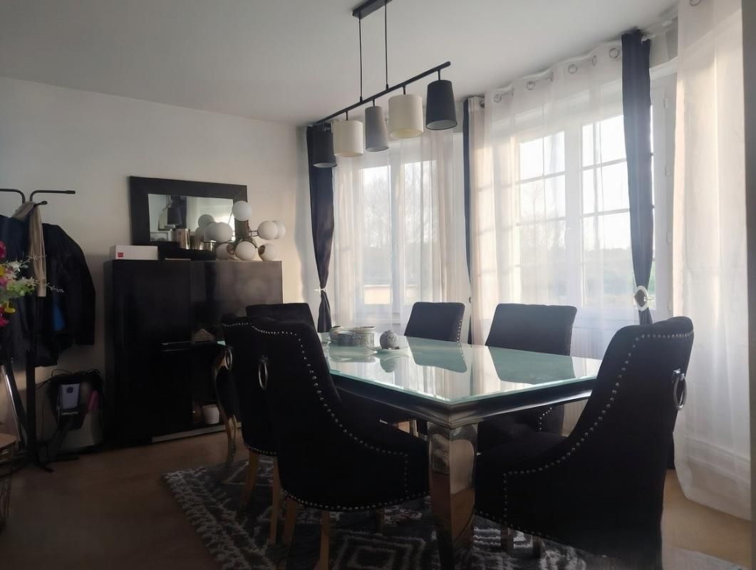 Jolie maison de ville - Villers Cotterêts - 4 pièces - 100 m2