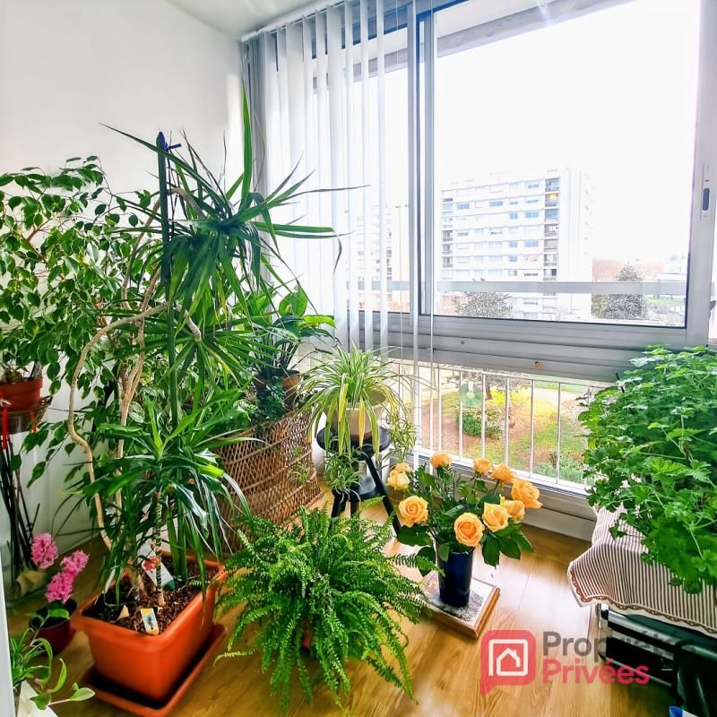 Saint Priest (69800), Appartement 102m², 4 ch, Résidence de standing, cave, parking