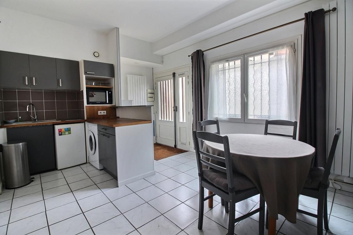 Appartement Cachan 1 pièce(s) 26 m2