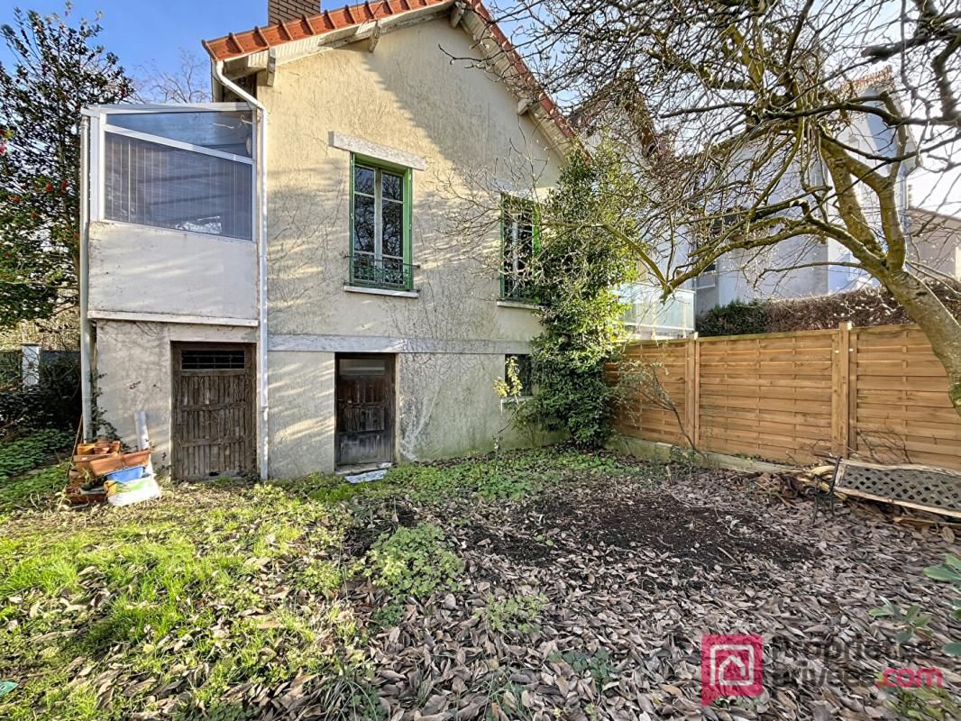 Maison à rénover de 83 m2 - Jardin Parisien