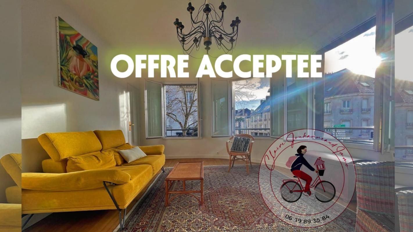 Appartement de charme - Mairie -3 pièces et 2 places de stationnement