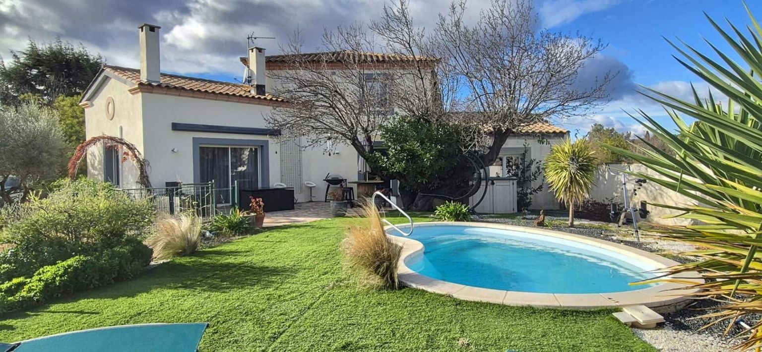 Maison Paulhan 5 pièce(s) 144 m2