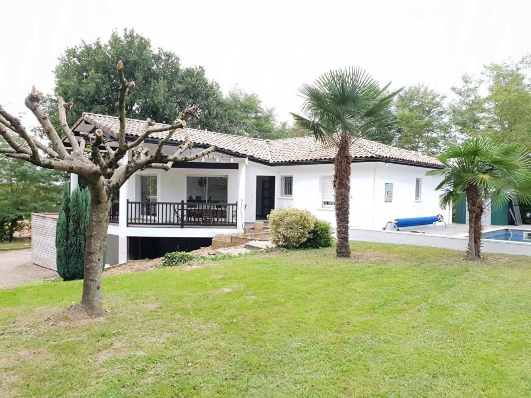 Maison à Préchacq les Bains(s) 151 m2