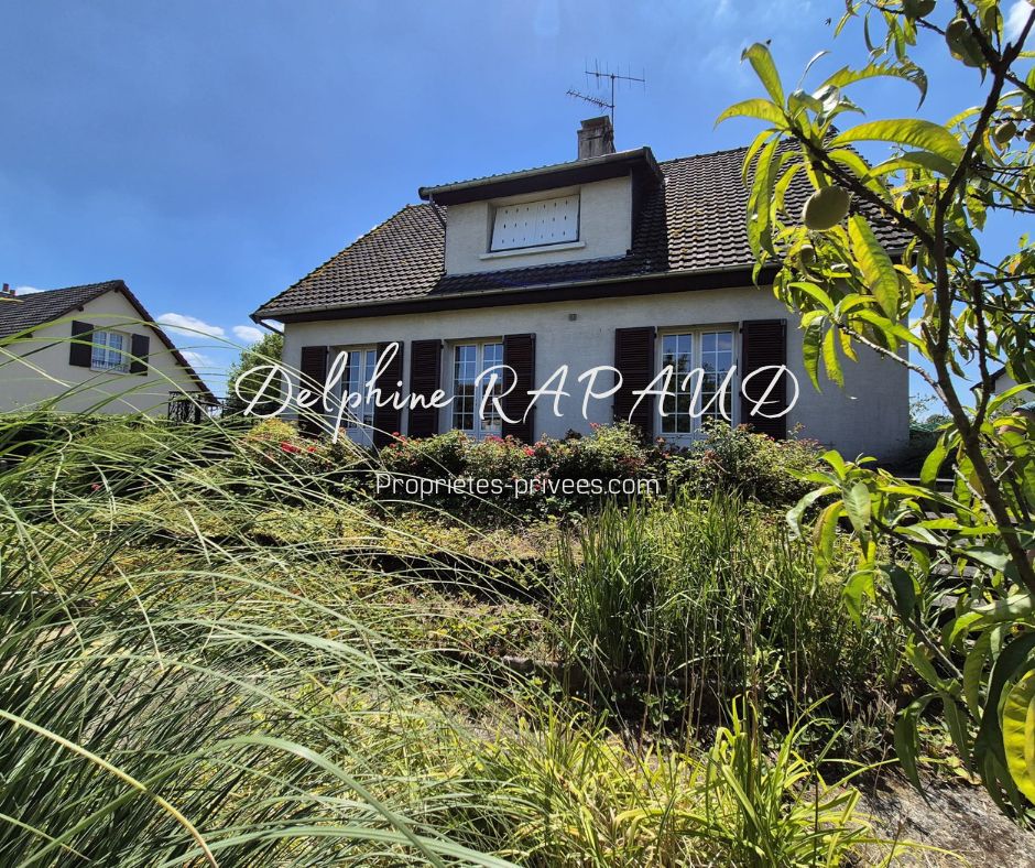 Maison familiale à Berd'huis de 162 m2
