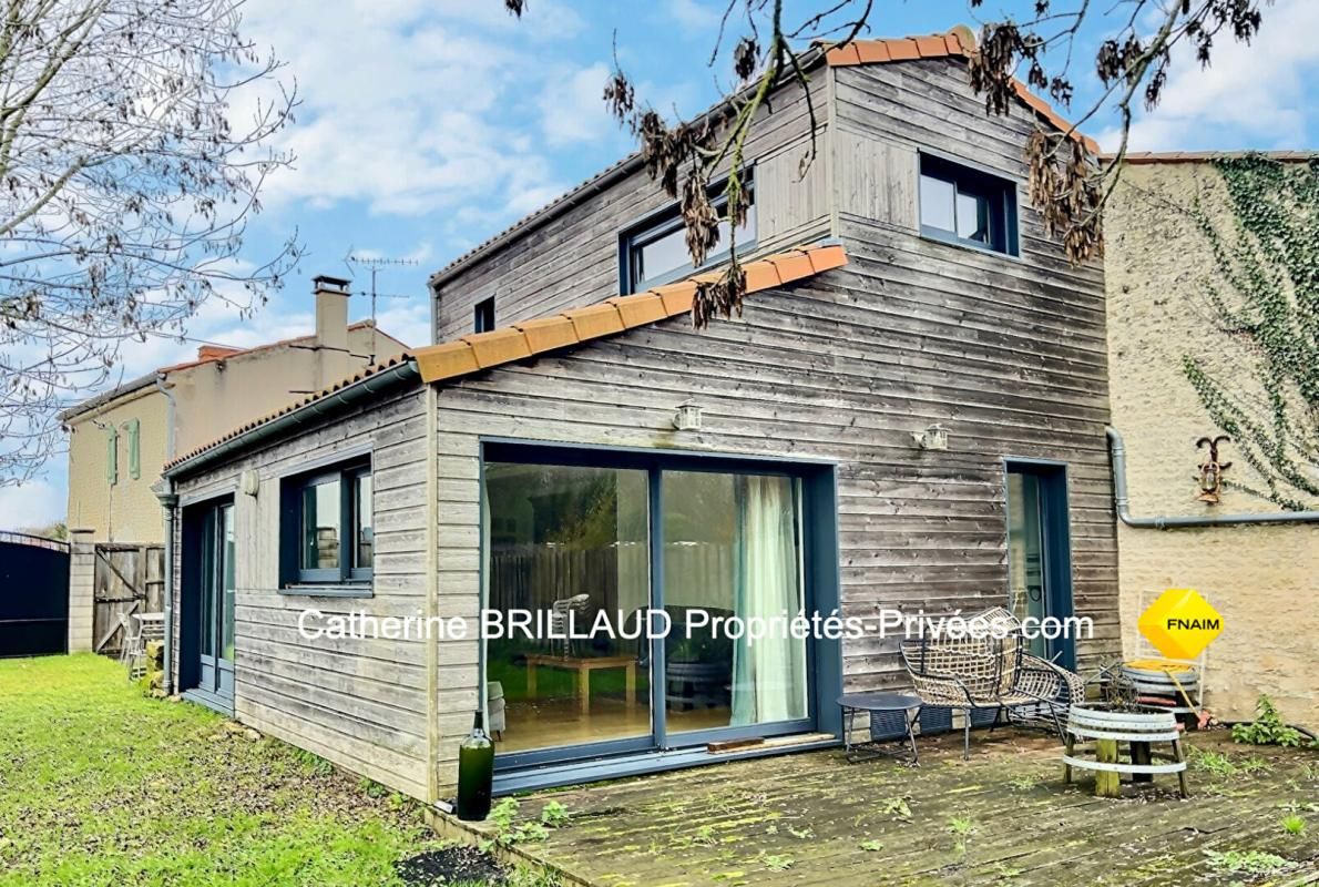 Maison Aigrefeuille D Aunis 6 pièce(s) 150 m2