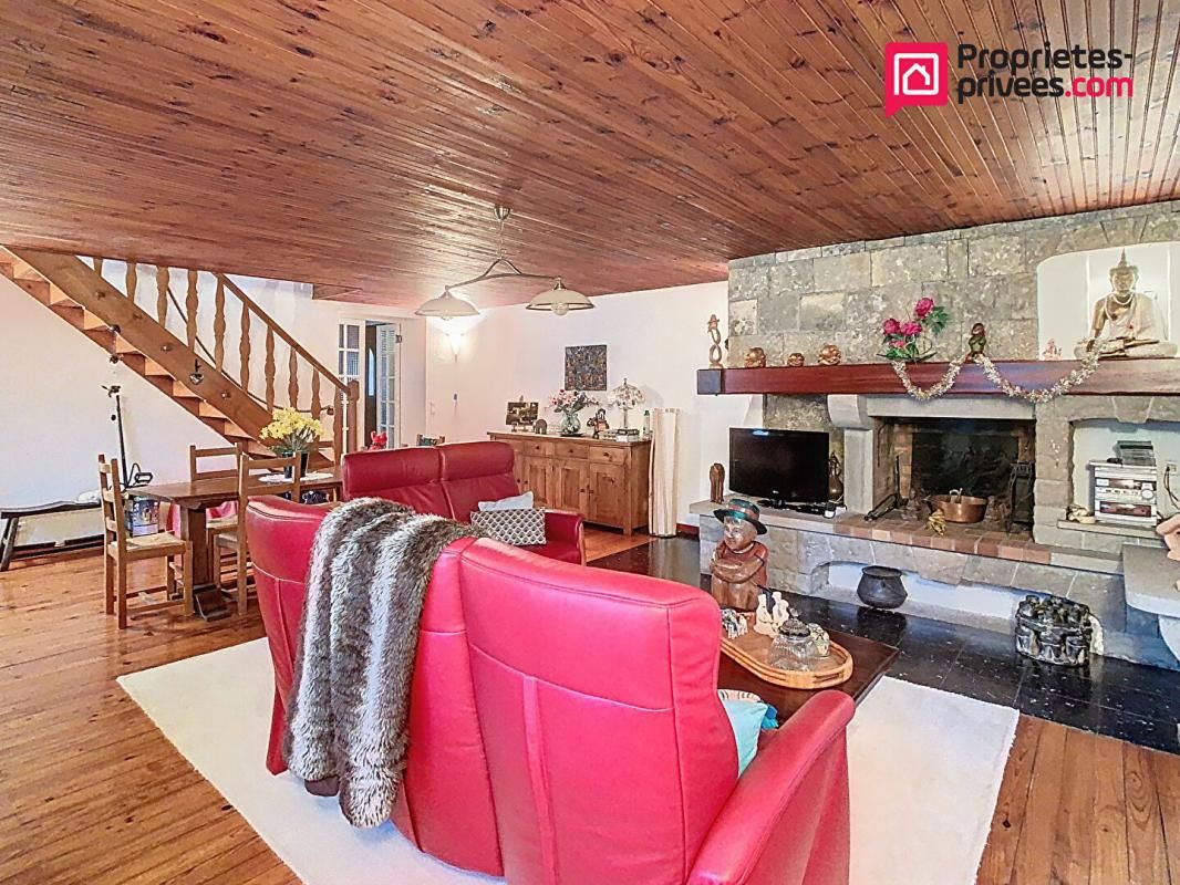 Maison Saint Andre De Majencoues 8 pièce(s) 188 m2
