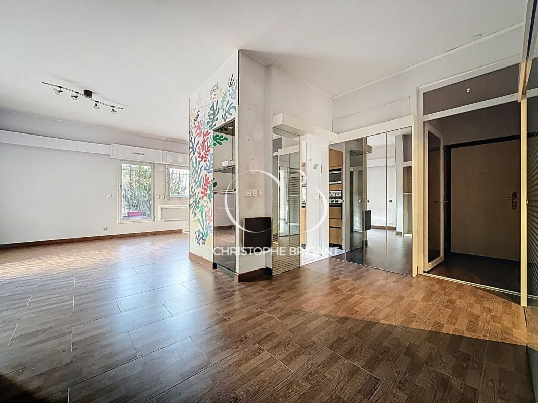 Appartement 3 pièce(s) 78 M² avec Terrasse de 20m²