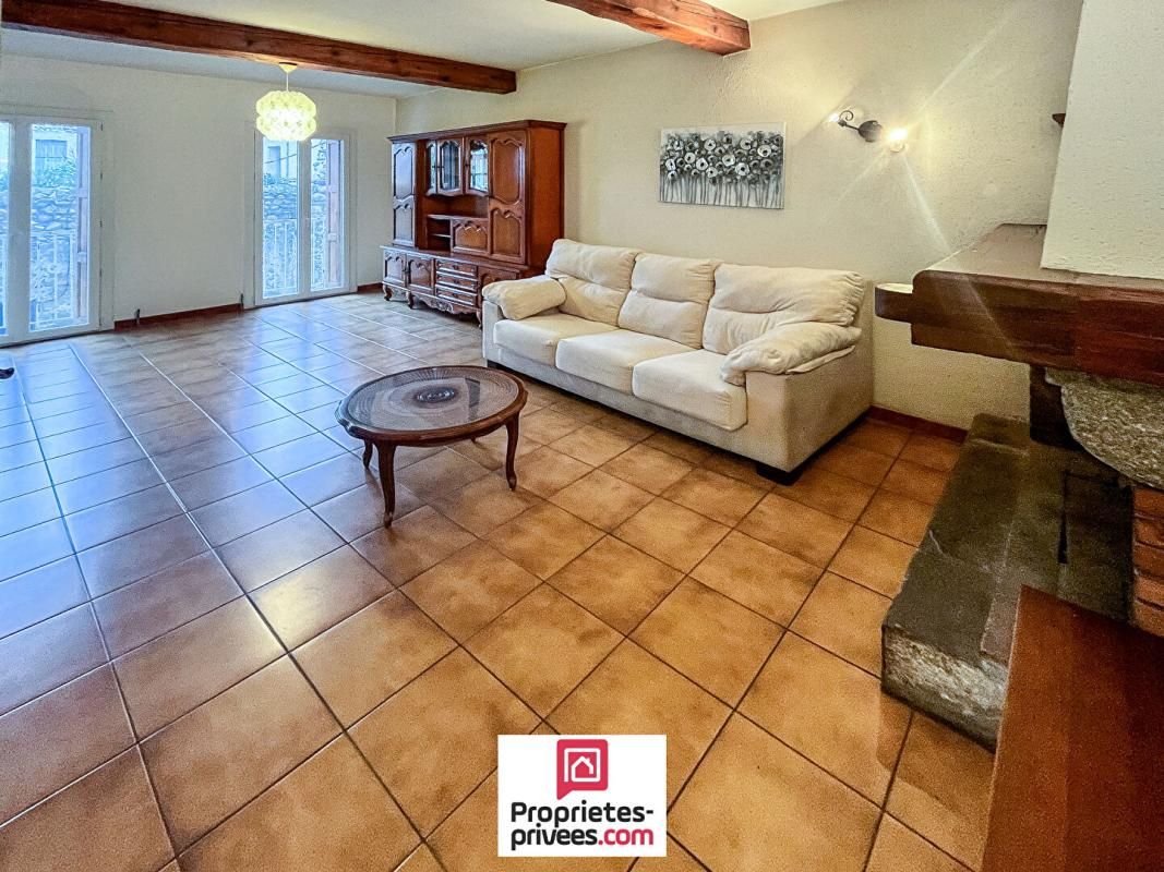 Maison de village avec garage