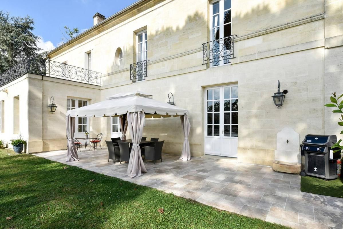 Bordeaux Rive droite Demeure de prestige 12 pièce(s) 450 m2