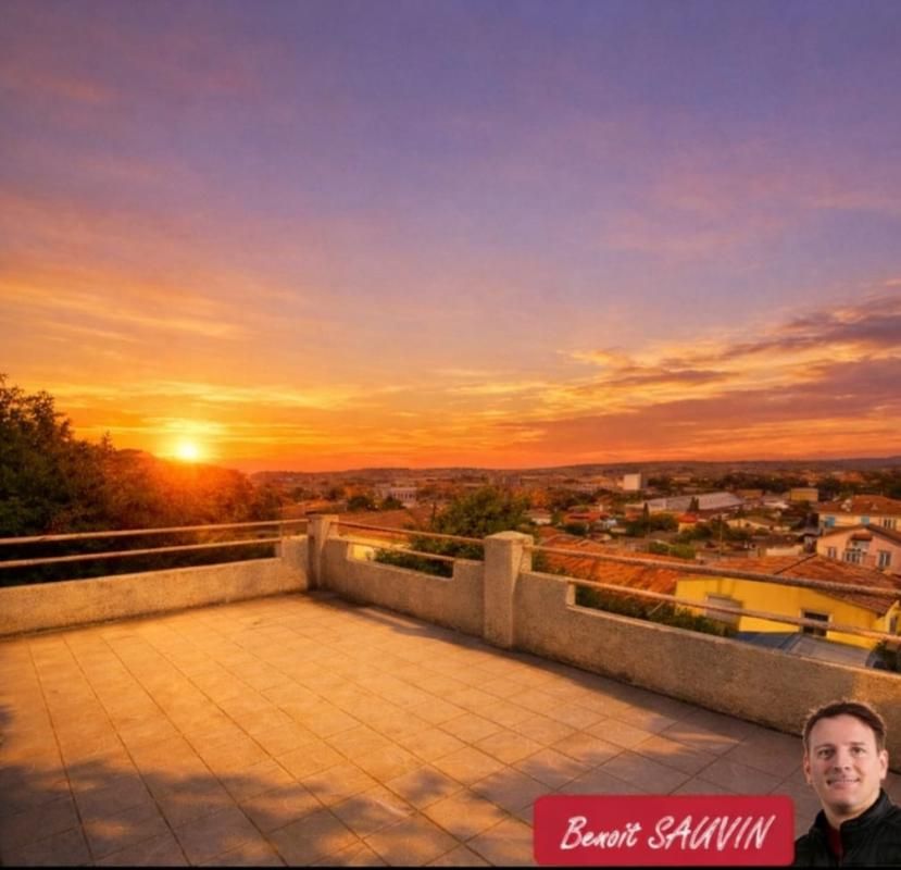 HAUT DE VILLA + JARDIN + TERRASSE