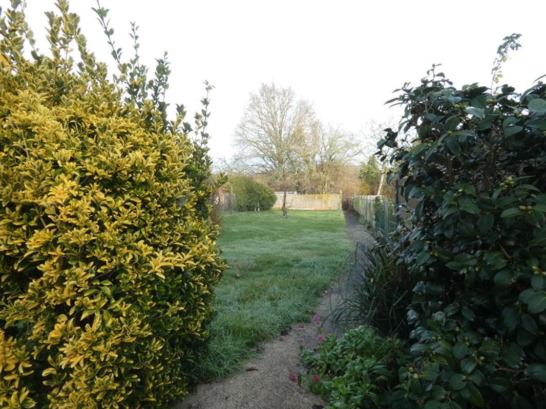 SAINT-PIERRE DE PLESGUEN, maison en pierre de 111m2 sur un terrain de 694m2