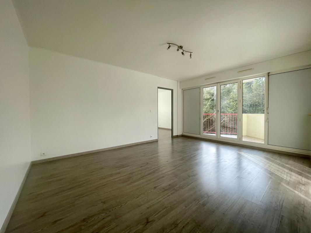 Appartement Quimper T4 rénové avec balcons