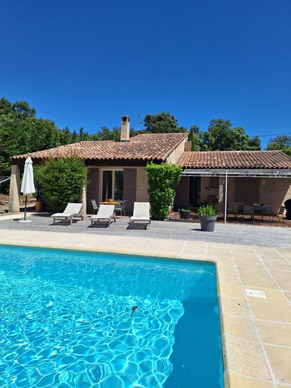 Maison 8 pièce(s) 163 m2, piscines, terrain de 2700m², garage, 2Tiny houses