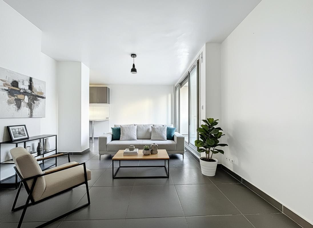 Appartement 3 pièces METRO 7 LOUIS ARAGON