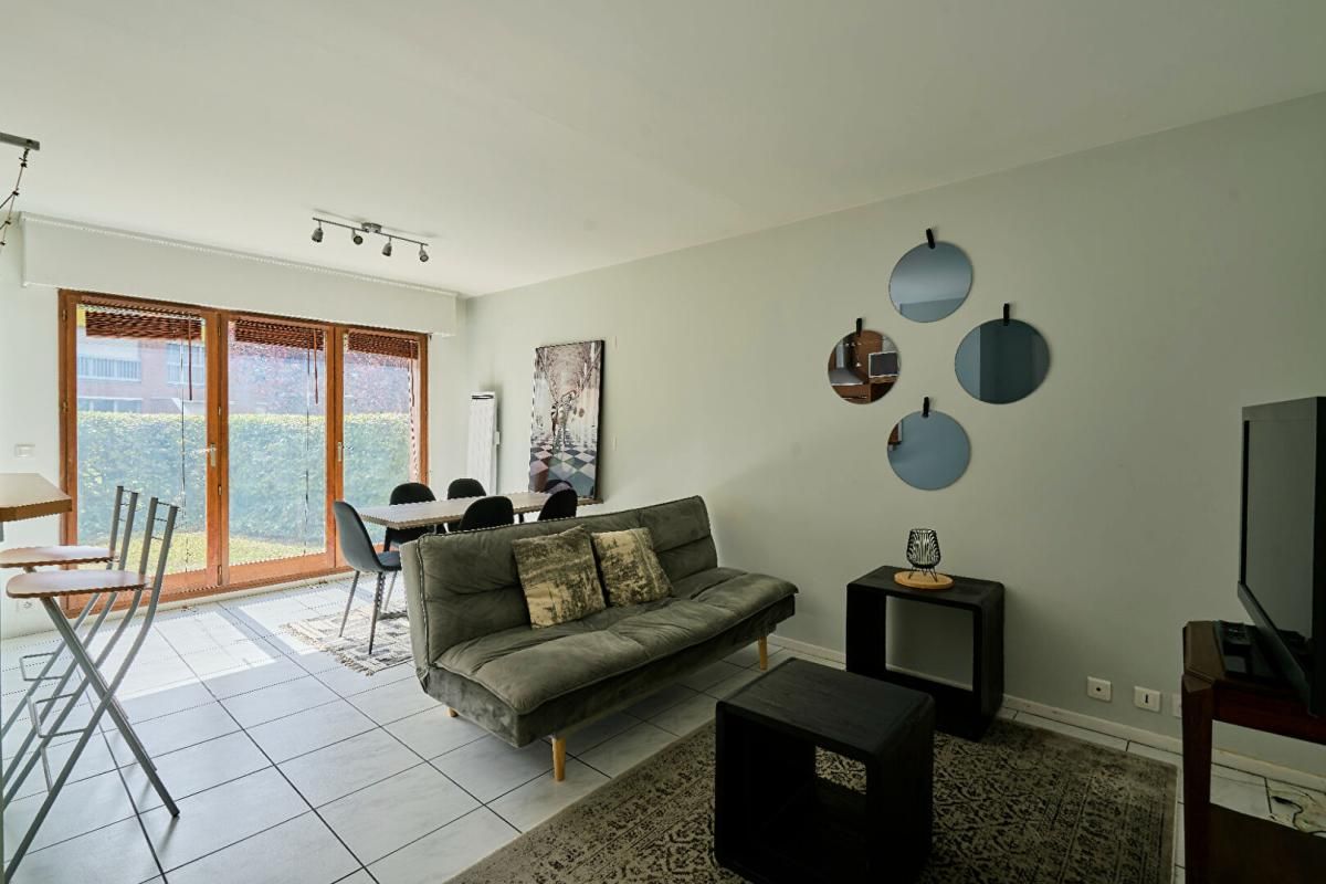 Lille Rdc 2 pièce(s) 48.41 m2 avec Jardin et Place de Parking