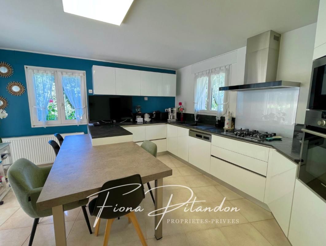 Villa de 200m2 sur un terrain de 2000m2