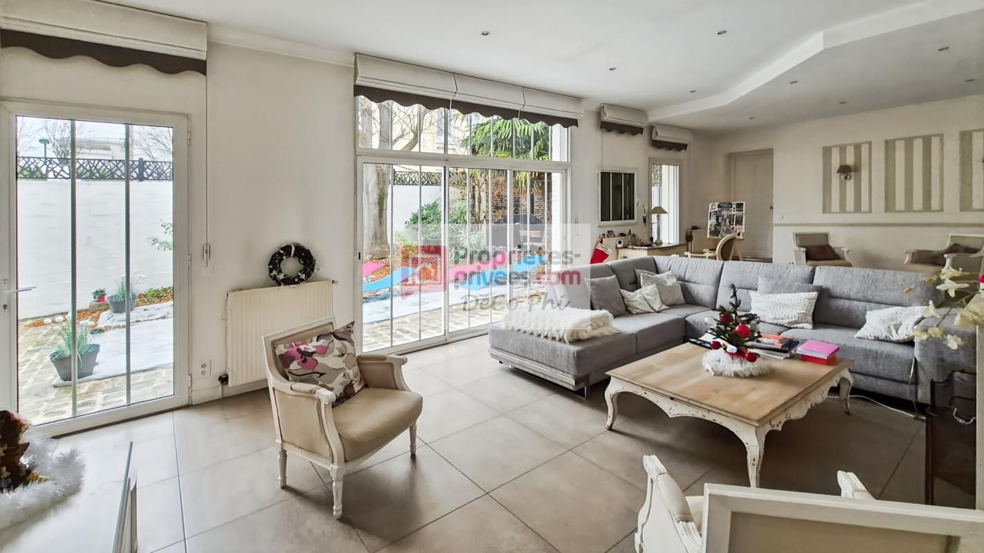 Suresnes centre-ville bas grande maison d'exception