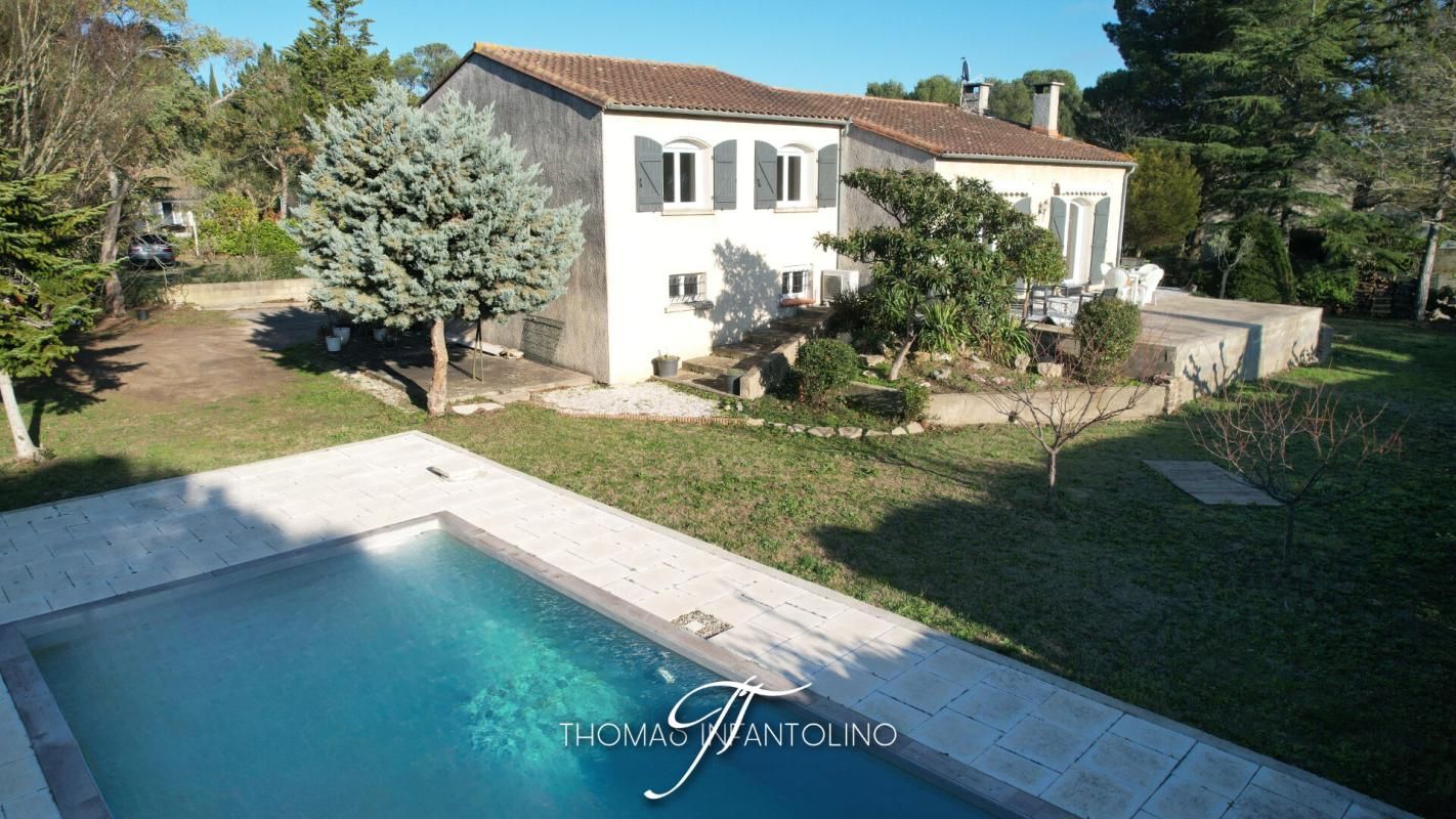 EN EXCLUSIVITE - 4 CHAMBRES - CLIMATISATION - GARAGE - PISCINE