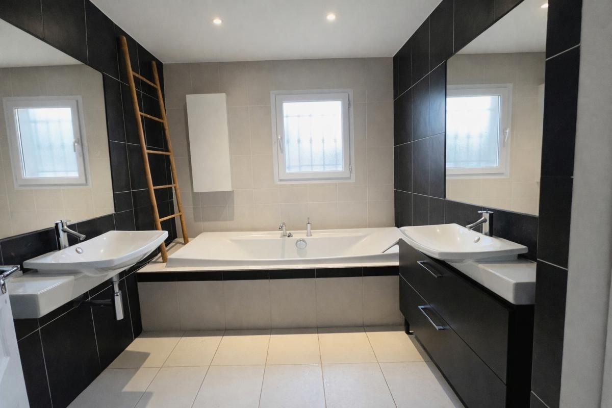 Maison Port De Bouc 4 pièce(s) 114 m2