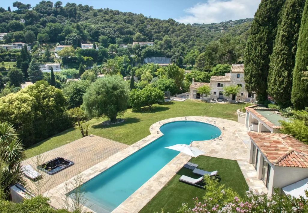 Bastide en pierre, 7 pièces 300 m² ? Saint-Paul de Vence