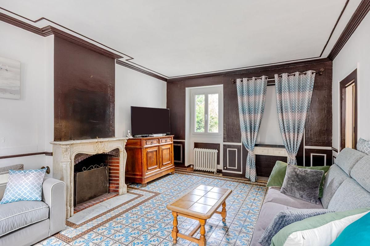 Maison de charme XIXe au coeur du Vexin, et son jardin bucolique