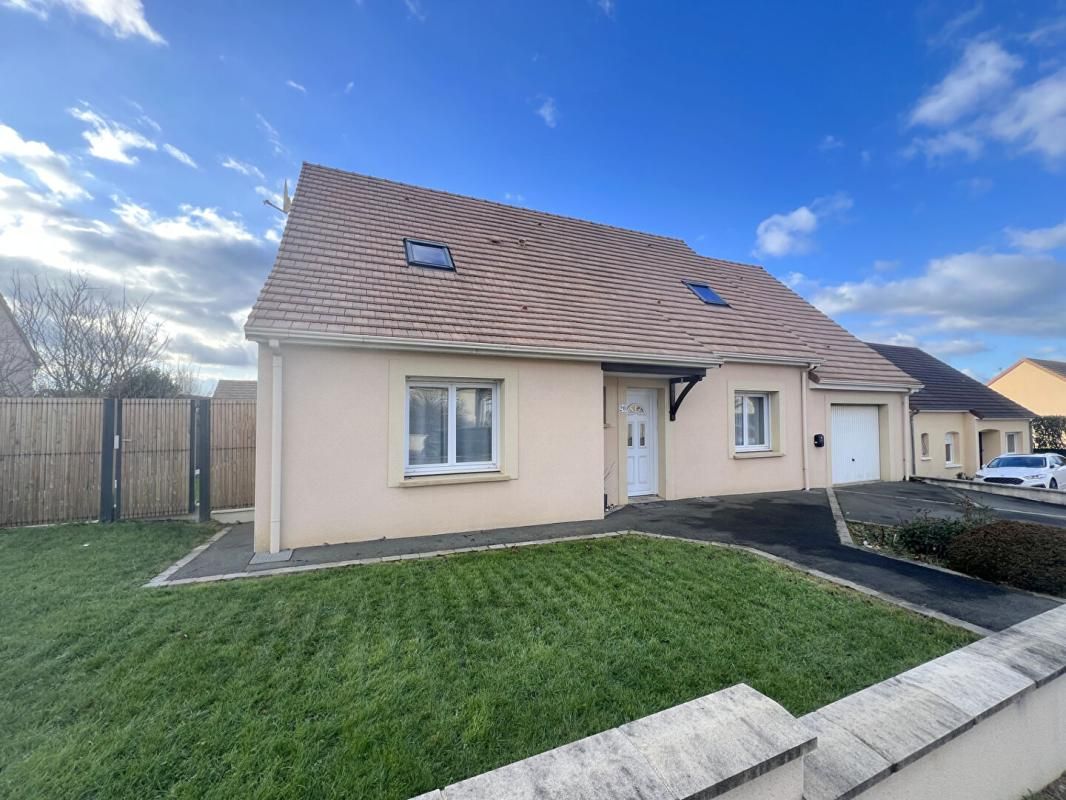 Maison - Chaufour Notre Dame - 7 pièces - 132 m²