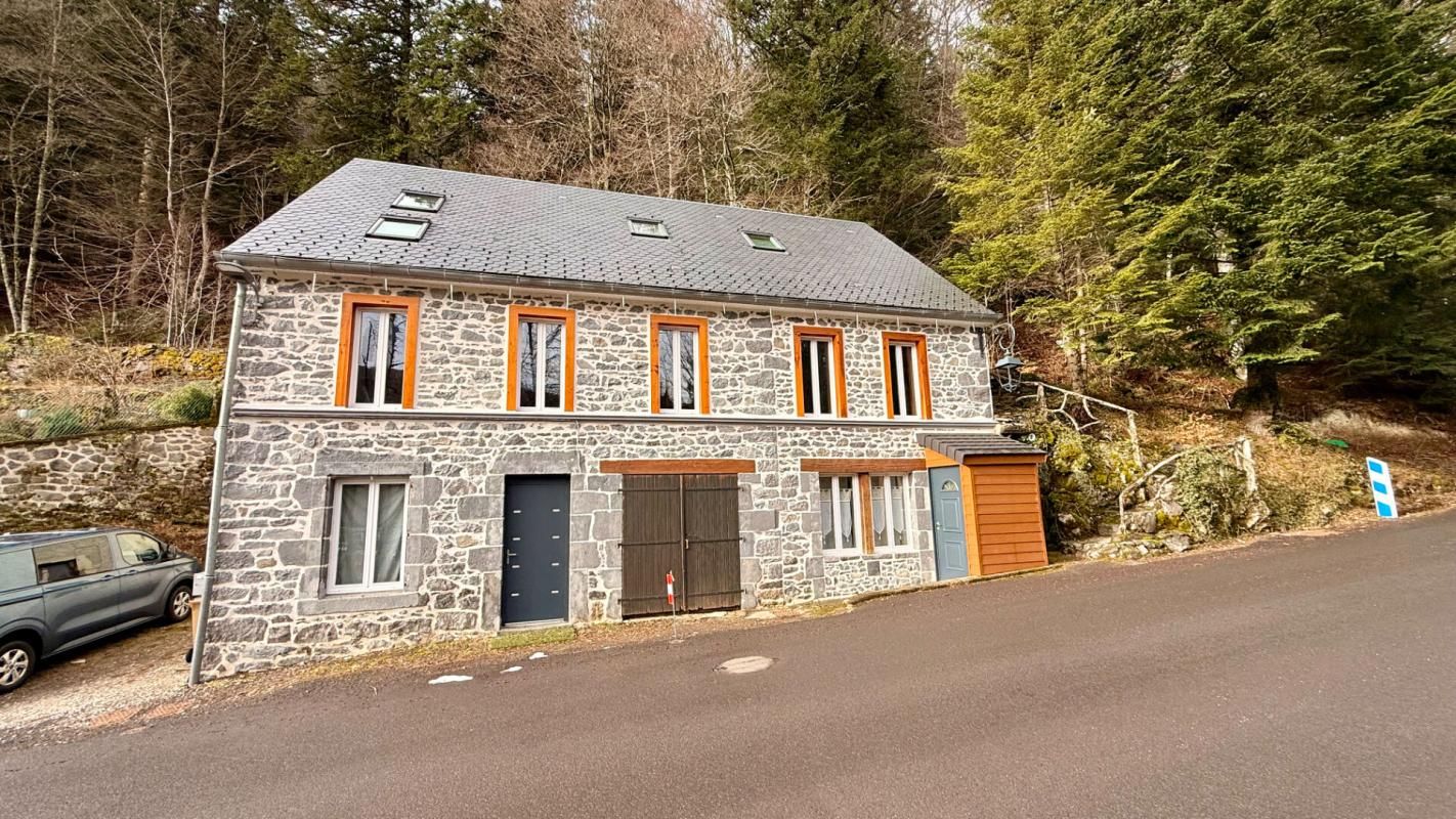 Maison de caractère à fort potentiel Mont Dore 9 pièce(s) 224 m2