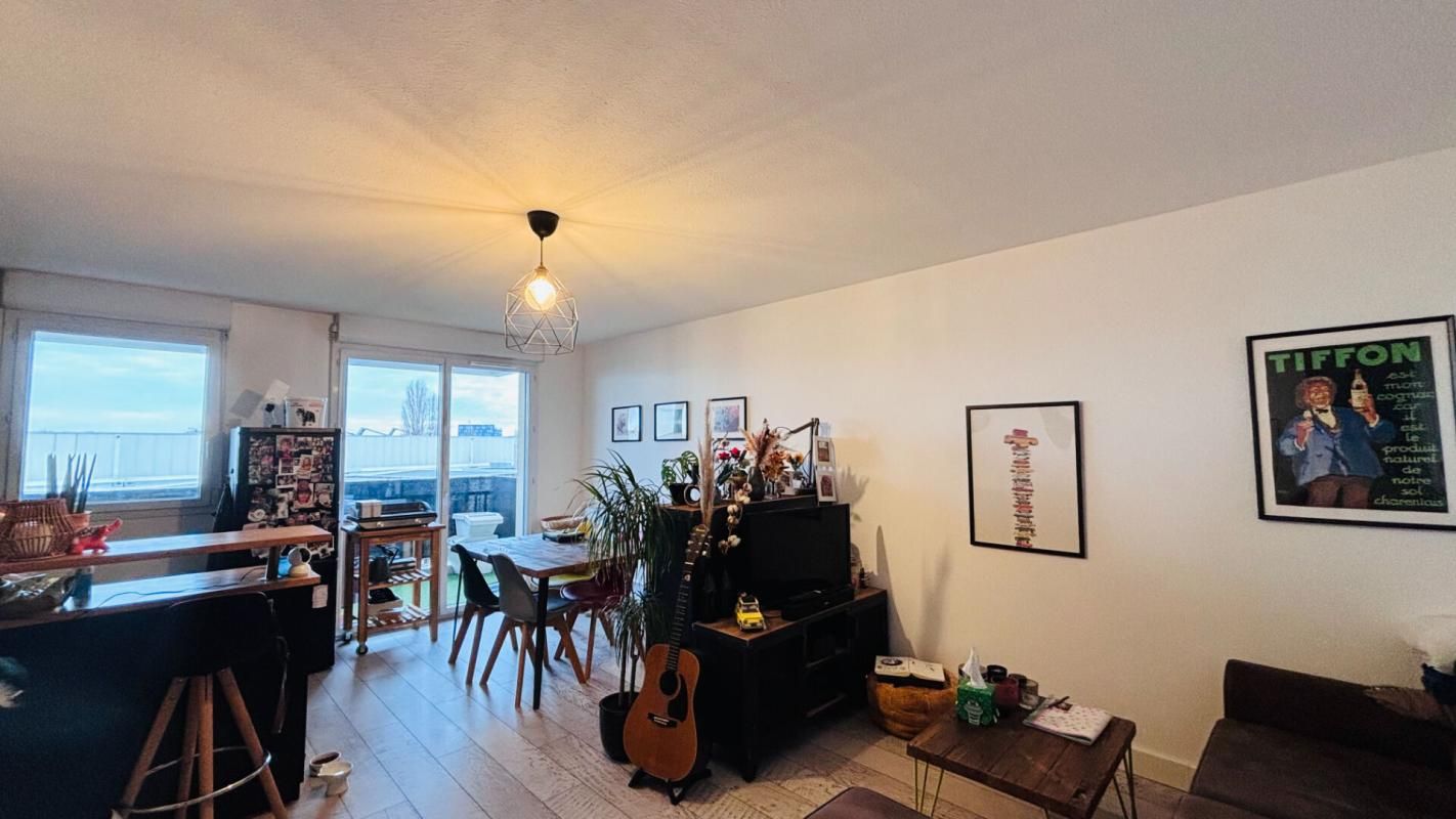 Appartement Bordeaux 2 pièce(s) 42.44 m2