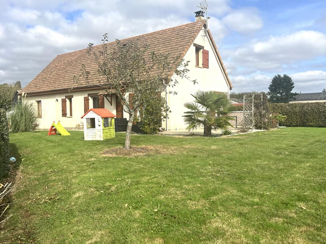 MAISON plain pied 5 PIECES 3 CHAMBRES 100 M2