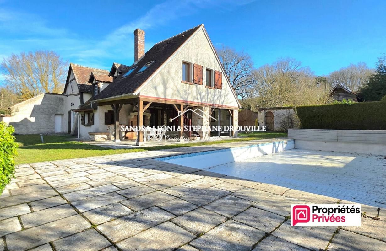ABLIS AUNEAU MAGNIFIQUE LONGERE de 195 m² - 7 PIECES - AVEC PISCINE