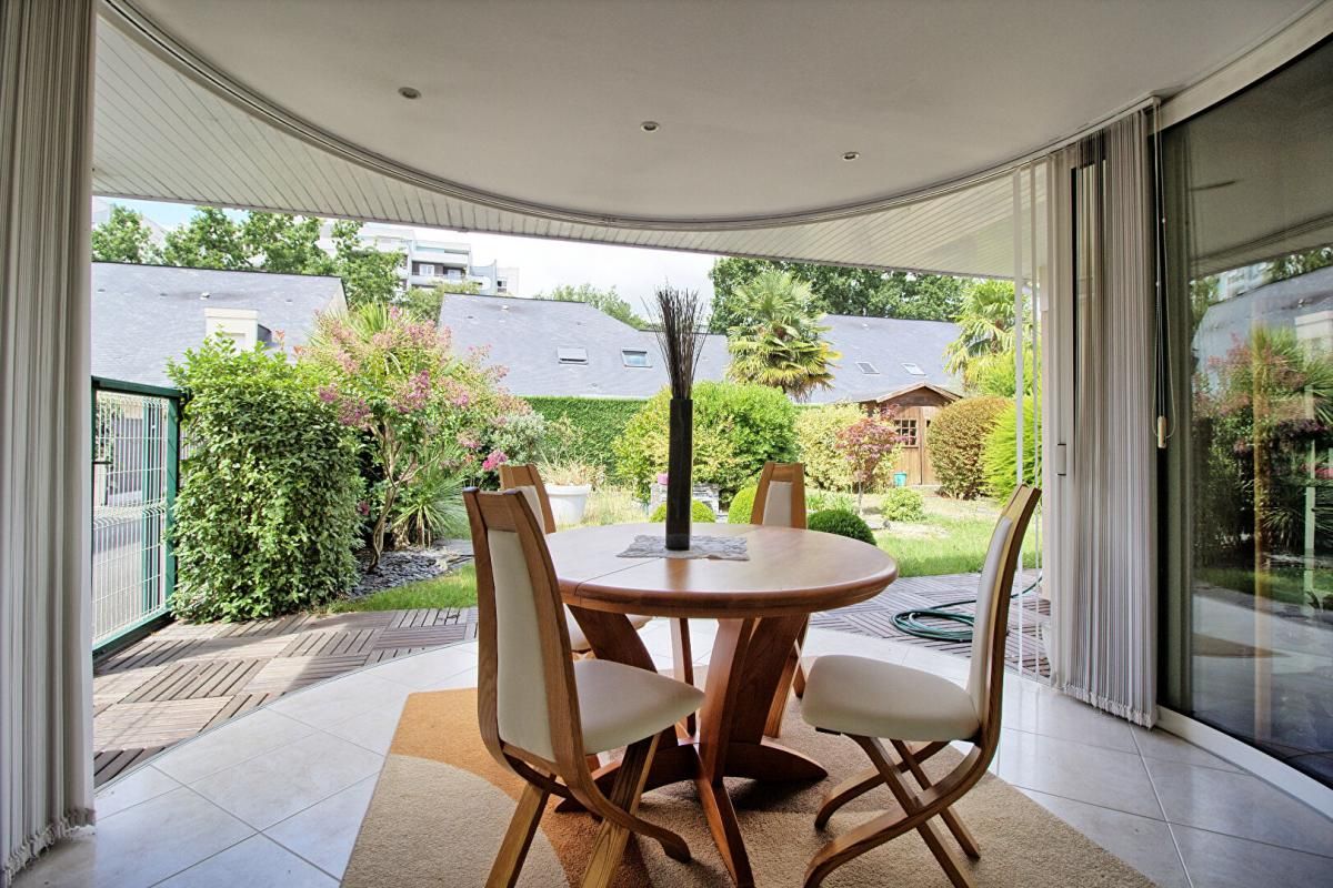 Maison Angers 169 m2 vie de plain pied PMR residence sécurisé