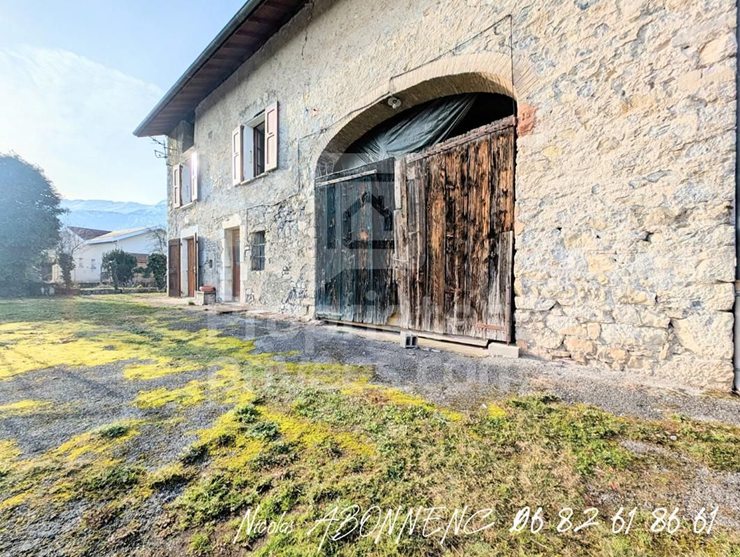 Maison 8 pièce(s) 200 m2