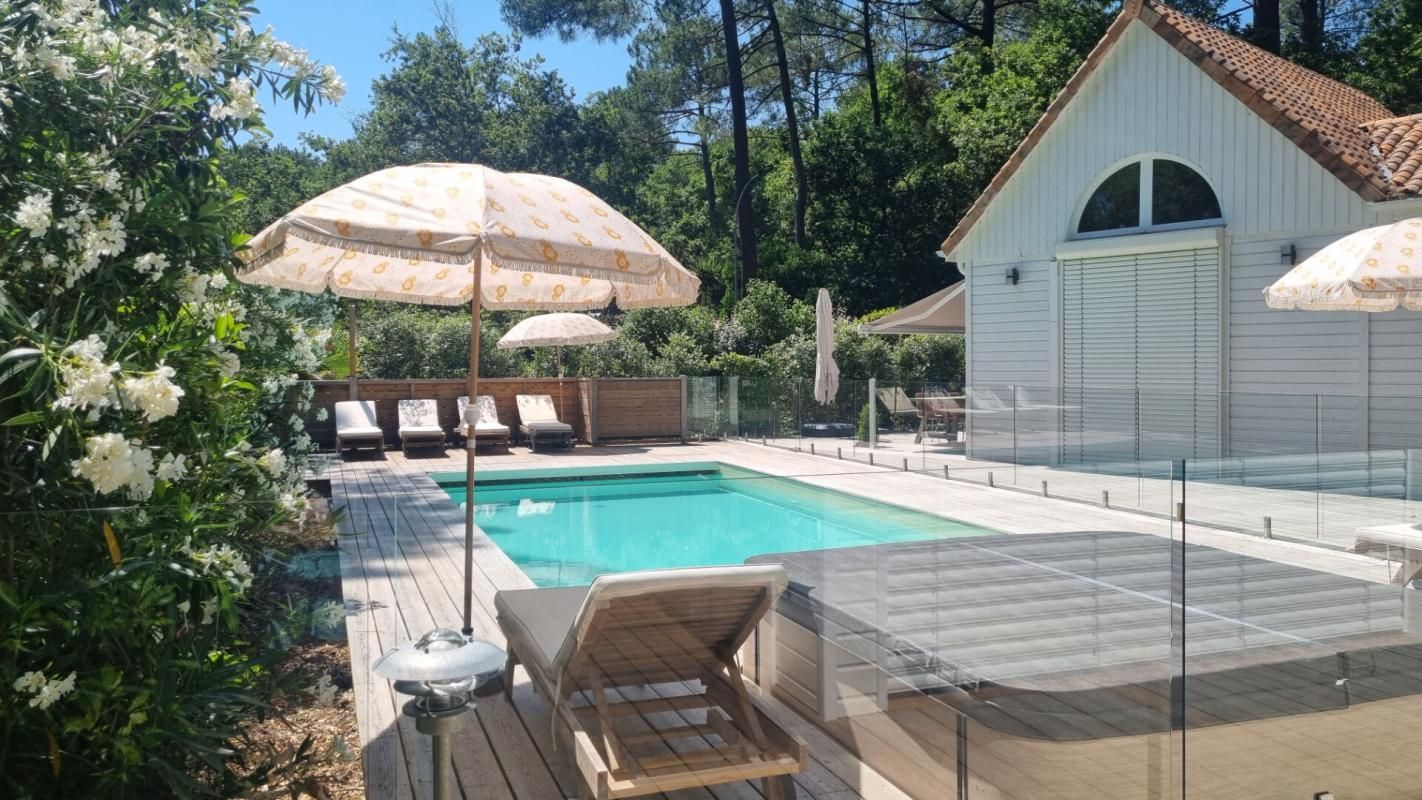 Belle propriété totalement rénovée avec piscine Golf de Biscarosse