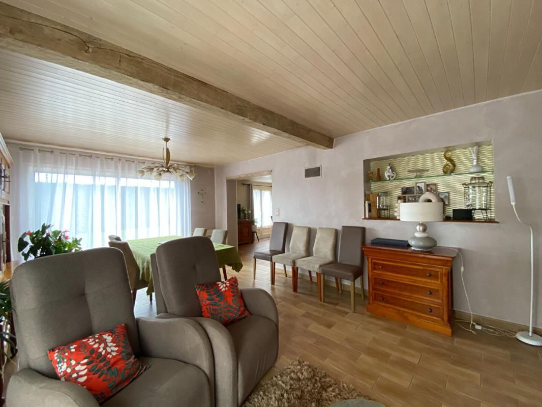 MAISON SAINT HILAIRE DE CHALÉONS 44680 - 97 M² - 2 CHAMBRES - BUDGET 179 900 HAI