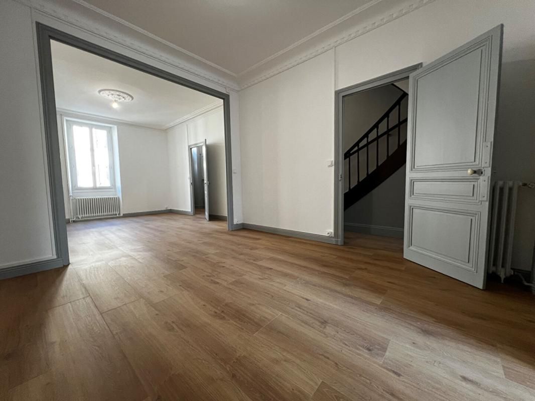 Maison de ville 135 m² 9 pièces