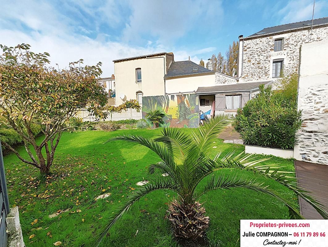 Maison 184 m² env.- 5 chambres -2 garages - abris et jardin