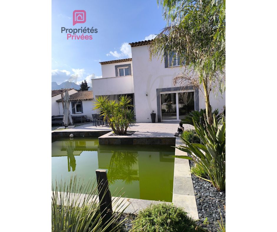 Maison Roquebrune Sur Argens 5 pièce(s) 154 m2