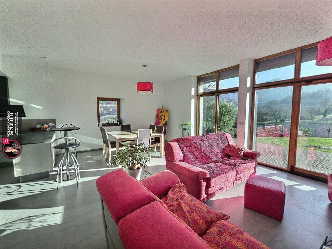 Maison Montagnole 166 m2 , 4 chambres