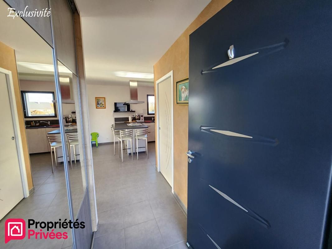 Maison de plain-pied, Saint-Hilaire-Du-Harcouët 5 pièce(s) 102.40 m2