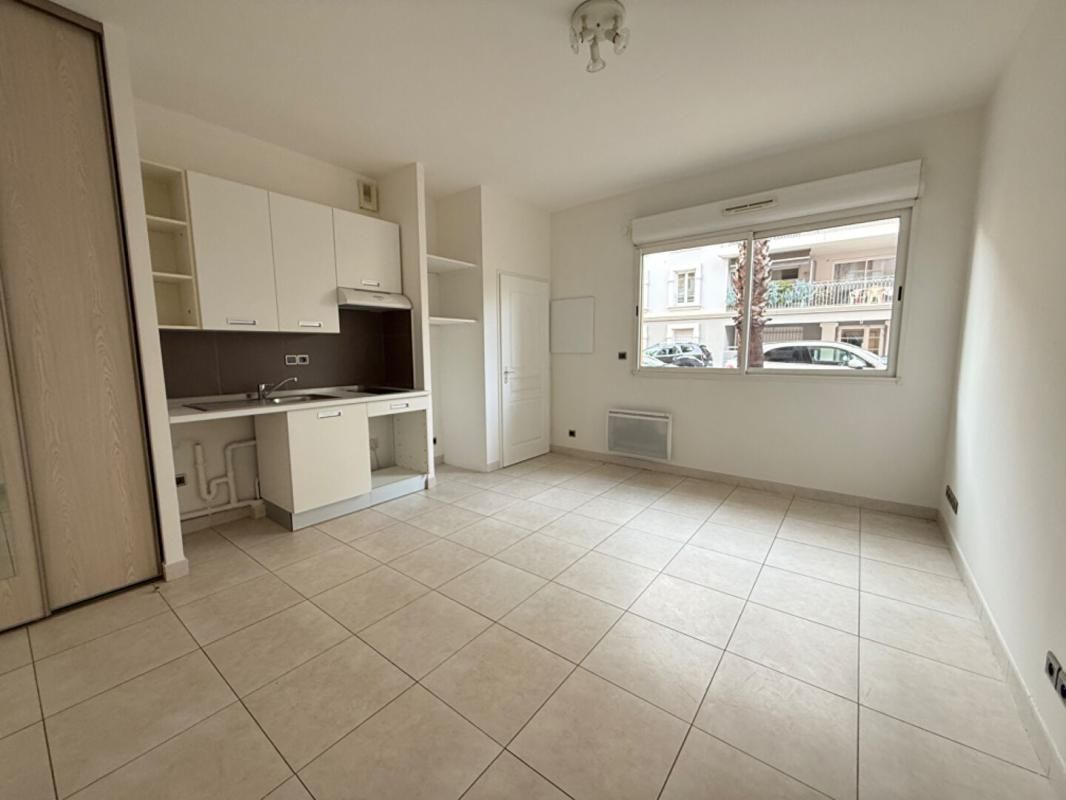 Charmant studio 22 m2 - Résidence de standing en centre-ville - Hyères