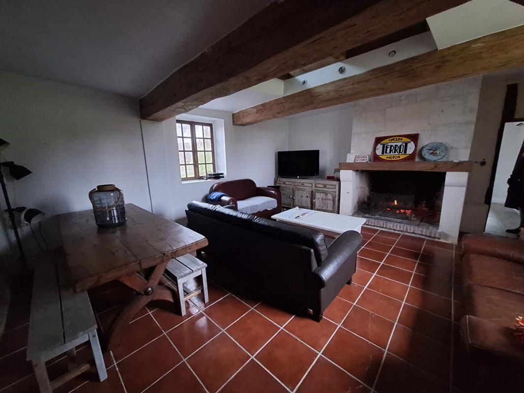 NEUVILLE-SUR-AUTHOU Charmante maison normande avec piscine et dépendances à Brionne 3