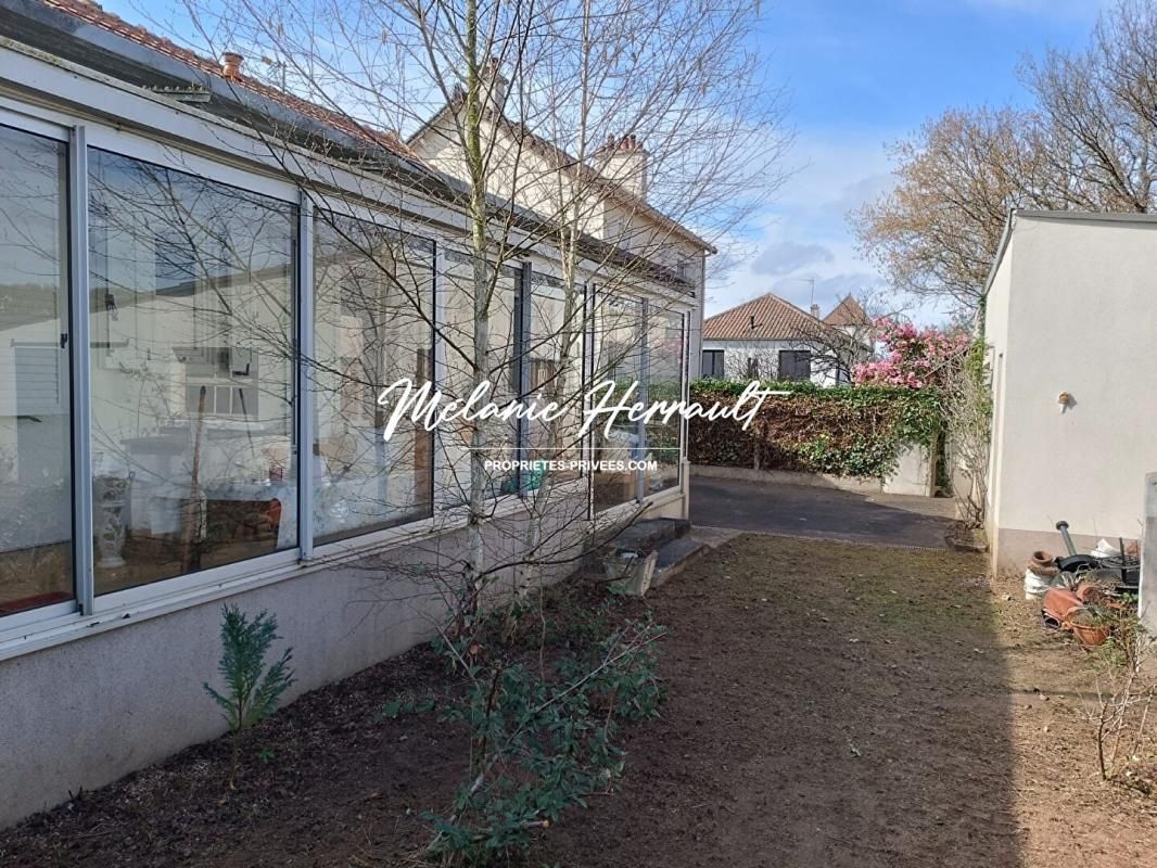 Maison plain-pied - 2 chambres à Brette les Pins (72250)