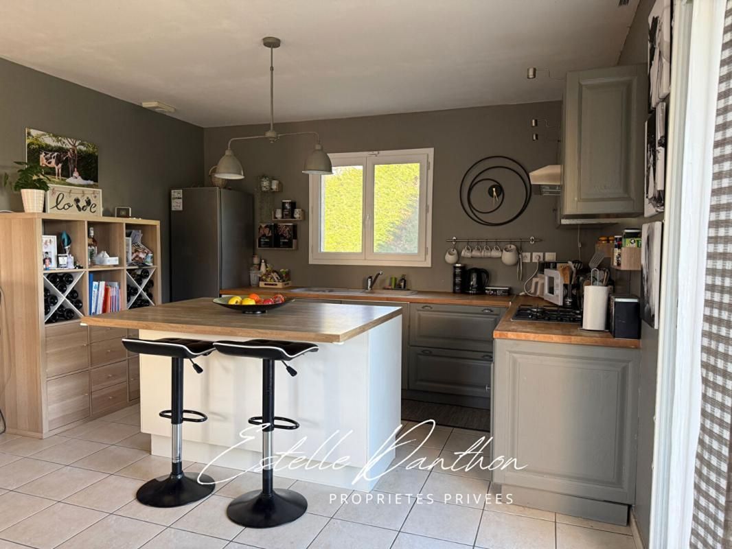 Maison plain-pied 120 m2 - Nantoin