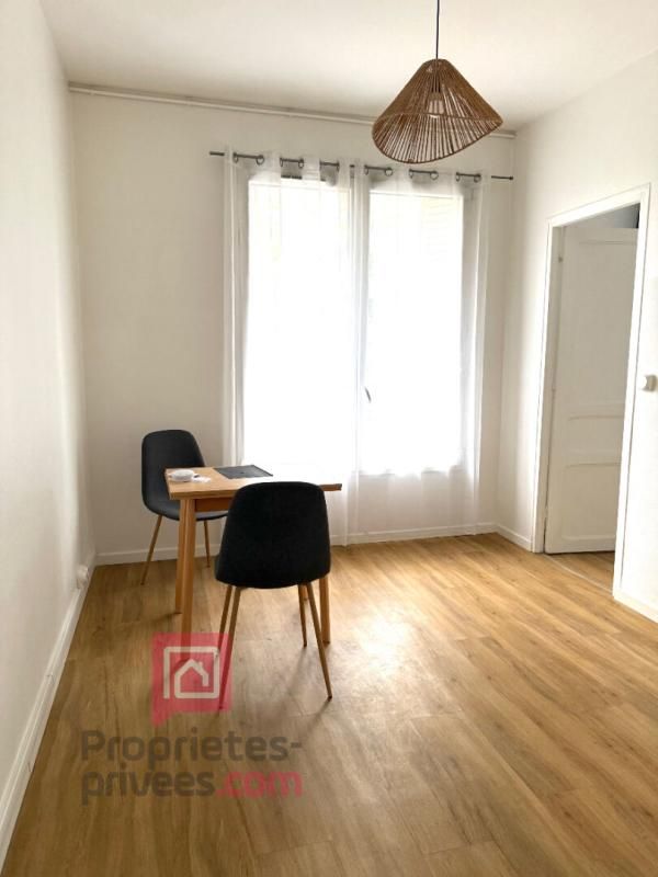 Charmant T2 Face Gare d'Aulnay-sous-bois, rénové - 38,5 m² + cave